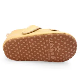 Cute Walk by Babyhug Velcro Closure Booties Flower Applique - Yellow image 5