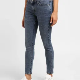 levi's Women's 711 Blue Skinny Fit Mid Rise Jeans image 4