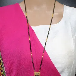 SONI DESIGNS Women Gold-Plated With Black Artificial Beads Mangalsutra-picture-13