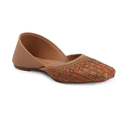 Anouk Women Embellished Ethnic Mojaris Flats image 4