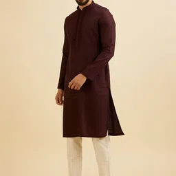Manyavar Geometric Embroidered Thread Work Kurta with Pyjama image 3