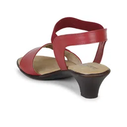 TWINSSHOE Women Round Toe Block Heels image 2