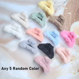 SZN Women Set of 5 Fur Claw Clip image 3