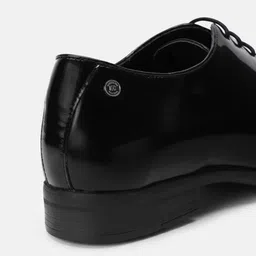 Kenneth Cole Men Leather Formal Oxfords image 2