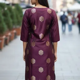 Suha Women Regular Kurta with Trousers & With Dupatta image 4