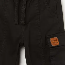 Juniors by Lifestyle Boys Solid Regular Fit Joggers image 4