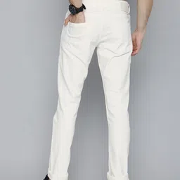 HERE&NOW Men White Skinny Fit Light Fade Stretchable Jeans image 3