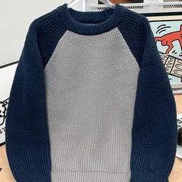 StyleCast x Revolte Colorblocked Long Sleeves Acrylic Pullover Sweater image 2