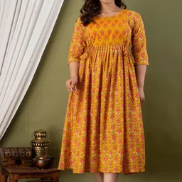 Style Heaven Women Mustard Floral Printed Pure Cotton Maternity Angrakha Kurti image 4