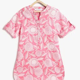 Campana Girls Floral Printed V-Neck Cotton Kurta-image-36
