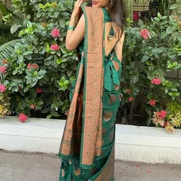 Lyzoo Woven Design Zari Handloom Saree image 5