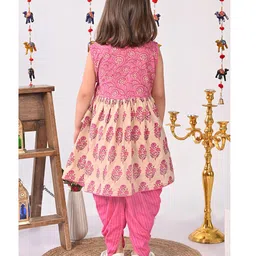 Kinder Kids Sleeveless Flower Printed High Low  Kurta With Katha Dhoti - Pink & White image 3