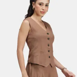 VIRGIO Brown Regular Fit Solid Waistcoat image 3