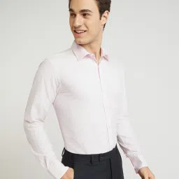 Park Avenue Pink Slim Fit Texture Shirt image 4