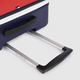 Tommy Hilfiger Las Vegas Textured Medium Trolley Suitcase image 2