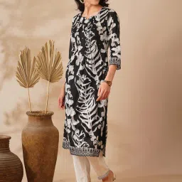 Fashor Black Cotton Printed A-Line Kurta image 4