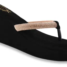 Shoetopia Women's Rose Gold Thong Wedges image 4