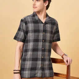 7 Alt by Pantaloons Black Cotton Relaxed Fit Printed Shirt image 4