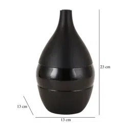 De Maison Decor Black Aluminium Vesera Enamel Vase image 4