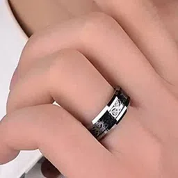 Lila Adjustable Finger Ring image 2