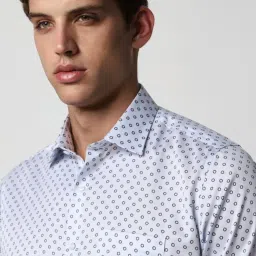 Van Heusen Blue Cotton Regular Fit Printed Shirts image 4