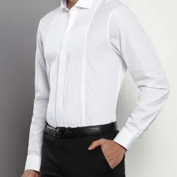 Tommy Hilfiger Ancient White Cotton Slim Fit Striped Shirt image 4