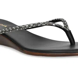 Rocia by Regal Women's Black Thong Wedges image 4