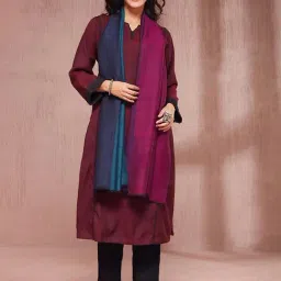 Fabindia Purple Wool Colorblocked Stole-image-30