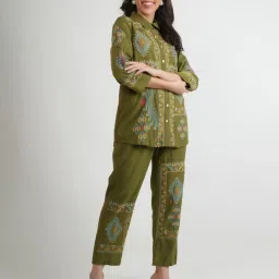 Kaftanize Green Chakori Printed Shirt And Pant image 4