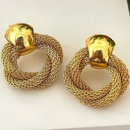 Zeviel Circular Studs Earrings image 3