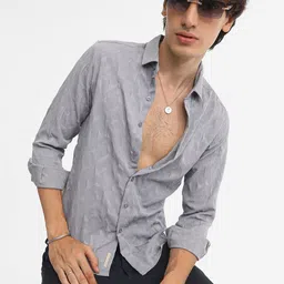 Campus Sutra Men Comfort Spread Collar Textured Cotton Casual Shirt-image-97