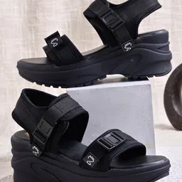 Shoetopia Solid Buckle Closure Sandals - Black-picture-18