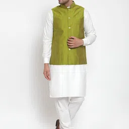Jompers Men Green Woven Design Nehru Jacket image 3