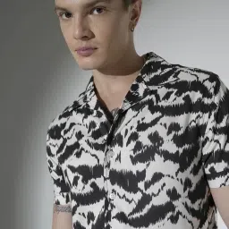 Hubberholme Multicolored Boxy Fit Printed Shirt image 4