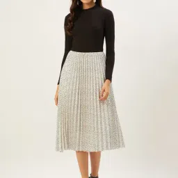 Anvi Be Yourself White Printed A-Line Skirt image 4