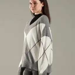 Tommy Hilfiger Grey Regular Fit Printed Sweater image 3