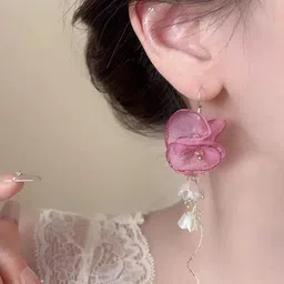 Estailo fashion Floral Drop Earrings image 2