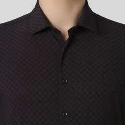 Van Heusen Black Slim Fit Printed Shirt image 4