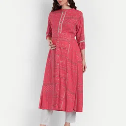 Aaruvi Ruchi Verma Floral Printed Mandarin Collar Sequinned Maternity Kurta image 4