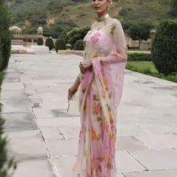 Geroo Jaipur White Pink Shaded Hand Painted Floral Chiffon Saree with Blouse image 4