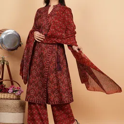 KALINI Floral Printed V-Neck Pure Cotton Angrakha Kurta With Palazzos & Dupatta image 4