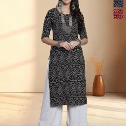 HERE&NOW Women Pack Of 3 Ethnic Motifs Printed Crepe Kurta-picture-41