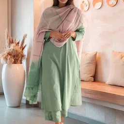 DIVASTRI Round Neck Kurta With Palazzos & Dupatta-image-99
