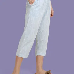 ETC Pure Cotton Relaxed-Fit Three-Fourth Length Lounge Pants image 4