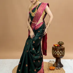HELLA FASHIONS Ethnic Motifs Woven Design Zari Saree-image-89