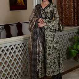 Ruii FASHION Floral Printed Pure Cotton A-Line Kurta With Trousers & Dupatta-picture-14