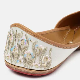 house of pataudi Ethnic Mule For Women image 4