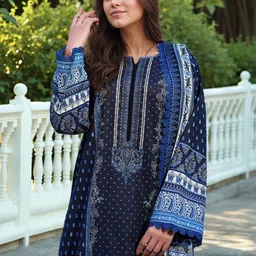 Aaghnya Women Printed Viscose Rayon Kurta Sets image 3