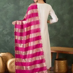 MEHZEEL FAB Women Embroidered Panelled Beads and Stones Kurta with Trousers & Dupatta image 3