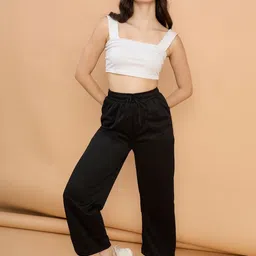 QIOA Women Relaxed High-Rise Easy Wash Cargos Trousers image 5